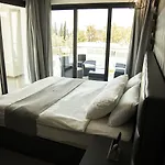 Jimmy's Aparthotel Larnaca