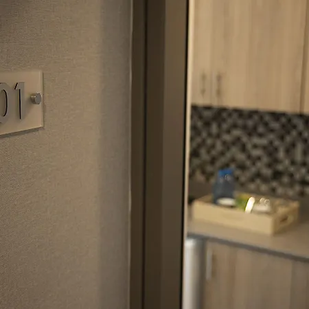 Jimmy's Aparthotel Larnaca