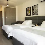 Aparthotel Jimmy's 4*