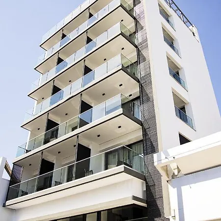 Jimmy's 4* Larnaca