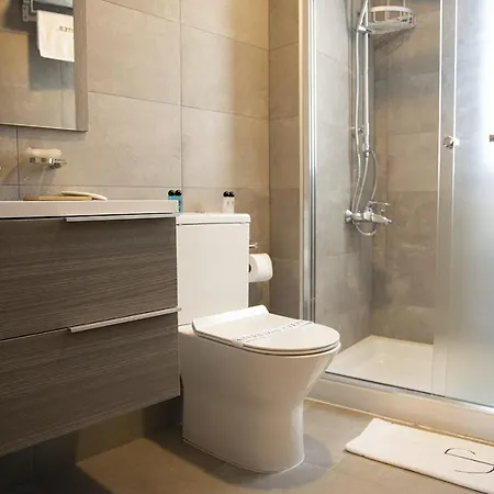 Jimmy's 4* Larnaca
