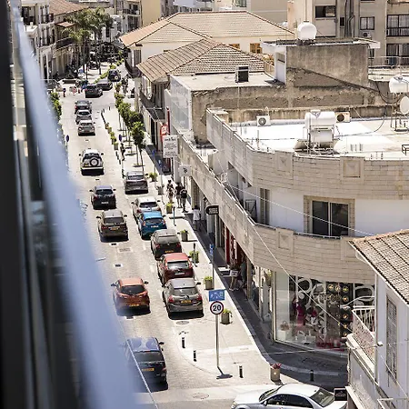 Hotel apartamentowy Jimmy's Larnaca