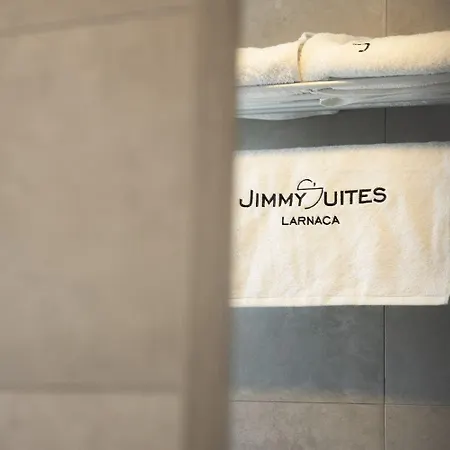 Jimmy's 4* لارنكا