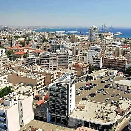 Aparthotel Jimmy's Larnaca