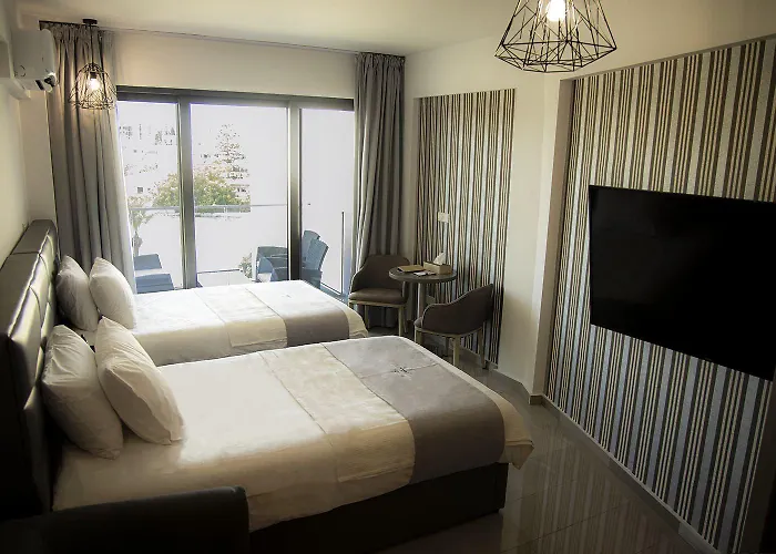 Jimmy's Apart-hotel 4*